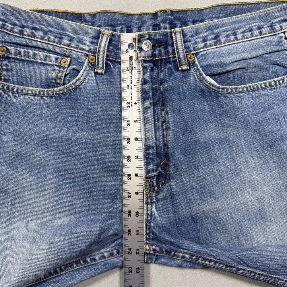 Levis Straight Leg Jeans Mens 35x32 Medium Wash Blue Denim Casual Pants